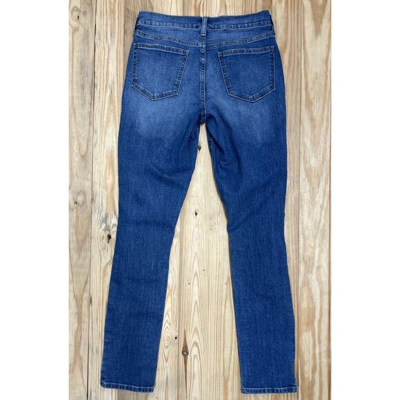 Old Navy Jeans Womens Size 2 The Sweetheart Destressed Curvy Regular Fit Stretch - Picture 2 of 6